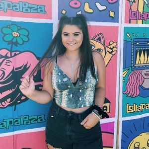 Meet your Posher, Izzy